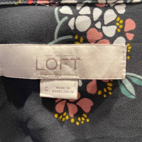 Ann Taylor Loft Blouse - Picture 4 of 4